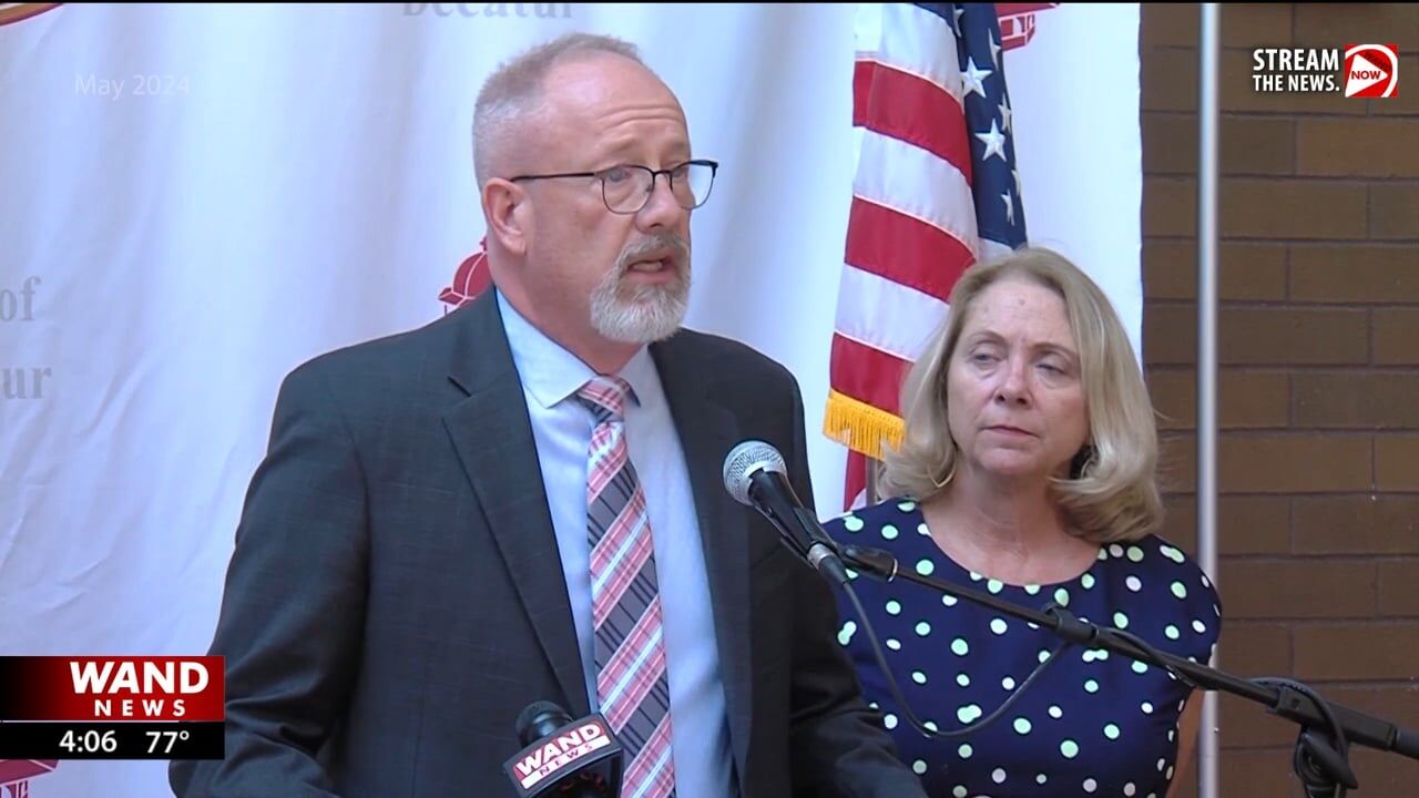 Outgoing Decatur city manager hired as interim city administrator in Davenport